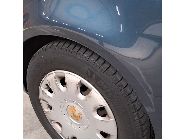 Personenauto, volkswagen, golf, 1.4 trendline, 2004 - afbeelding 30 van  41