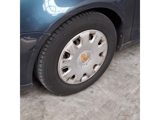 Personenauto, volkswagen, golf, 1.4 trendline, 2004 - afbeelding 39 van  41
