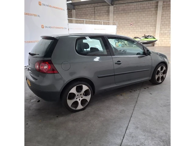 Personenauto, volkswagen, golf, 1.4 trendline, 2004 - afbeelding 2 van  79