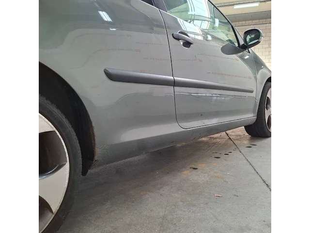 Personenauto, volkswagen, golf, 1.4 trendline, 2004 - afbeelding 16 van  79