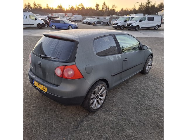 Personenauto, volkswagen, golf, 1.4 trendline, grijs, 2004 - afbeelding 37 van  41