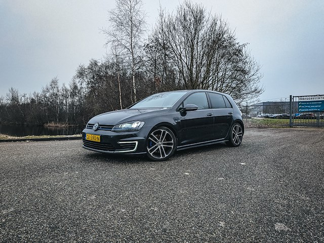 Personenauto, volkswagen, golf, 1.4 tsi gte, 2015 - afbeelding 1 van  39