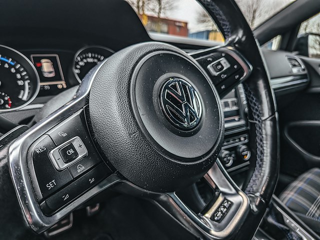 Personenauto, volkswagen, golf, 1.4 tsi gte, 2015 - afbeelding 15 van  39