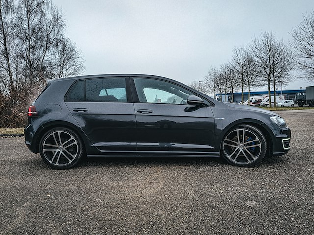 Personenauto, volkswagen, golf, 1.4 tsi gte, 2015 - afbeelding 36 van  39