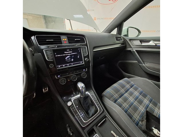 Personenauto, volkswagen, golf, 1.4 tsi gte, 2015 - afbeelding 39 van  73