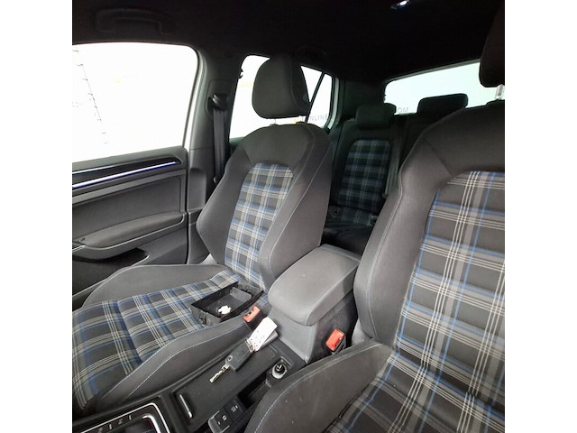 Personenauto, volkswagen, golf, 1.4 tsi gte, 2015 - afbeelding 40 van  73