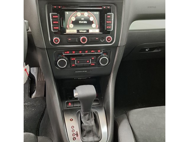 Personenauto, volkswagen, golf, 1.4 tsi highline, 2010 - afbeelding 18 van  28