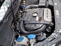 Personenauto, volkswagen, golf, 1.4 tsi highline, 2010 - afbeelding 19 van  28