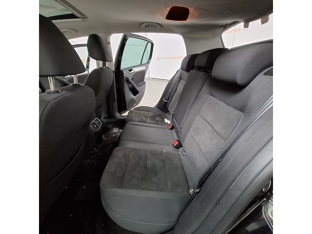 Personenauto, volkswagen, golf 1.4 tsi highline - afbeelding 32 van  60