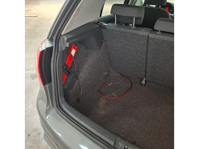Personenauto, volkswagen, golf, 1.4 tsi trendline, 2009 - afbeelding 28 van  35