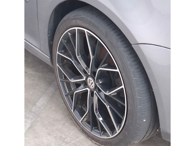 Personenauto, volkswagen, golf, 1.4 tsi trendline, 2009 - afbeelding 34 van  35