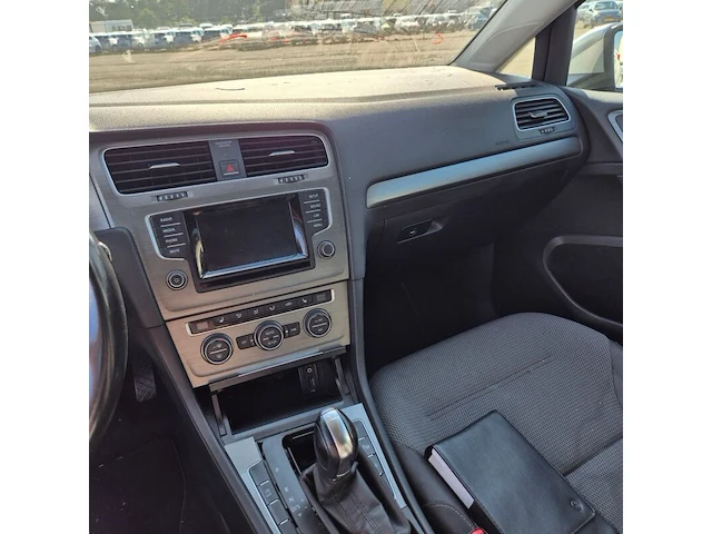 Personenauto, volkswagen, golf, 1.4 tsi trendline, 2013 - afbeelding 3 van  14