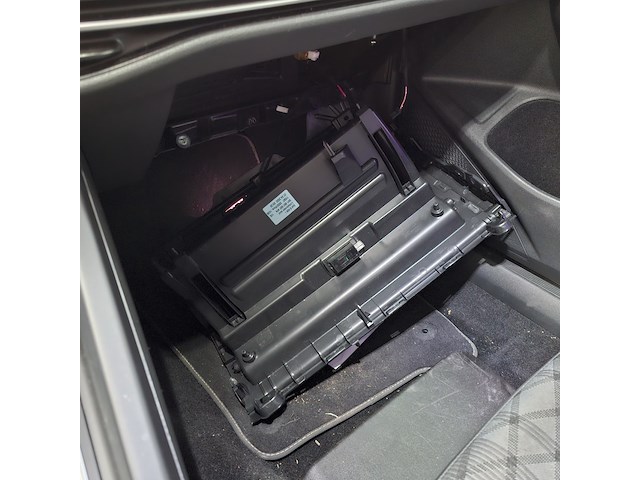 Personenauto, volkswagen, golf, 1.5 etsi r-line business+, 2022 - afbeelding 27 van  61