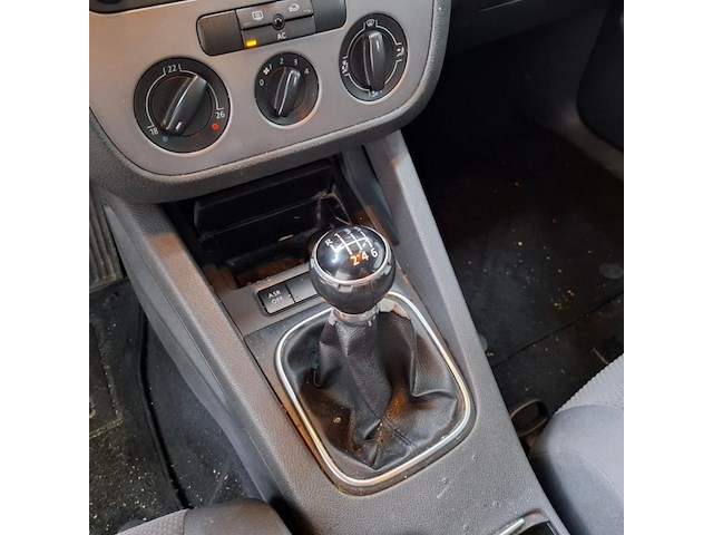 Personenauto, volkswagen, golf, 1.6 fsi comfortline, 2007 - afbeelding 35 van  64