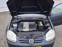 Personenauto, volkswagen, golf 1.6 fsi trendline, 2004 - afbeelding 9 van  44