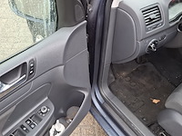 Personenauto, volkswagen, golf 1.6 fsi trendline, 2004 - afbeelding 17 van  44