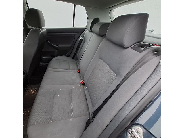 Personenauto, volkswagen, golf 1.6 fsi trendline, 2004 - afbeelding 28 van  44