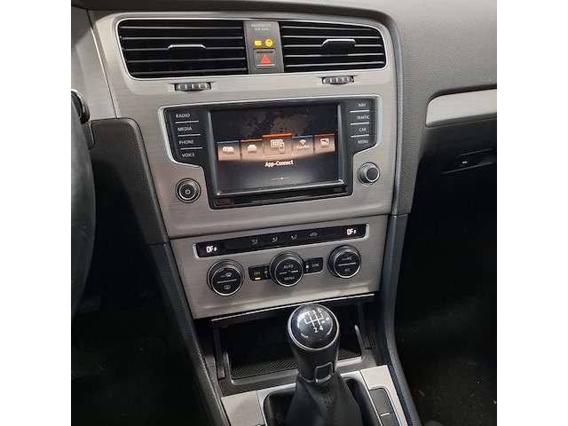 Personenauto, volkswagen, golf, 1.6 tdi comfortline, 2015 - afbeelding 10 van  50