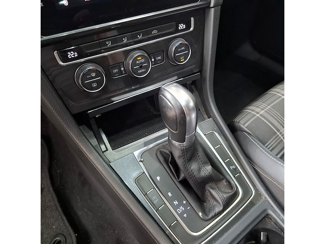 Personenauto, volkswagen, golf, 1.6 tdi comfortline, 2017 - afbeelding 33 van  66