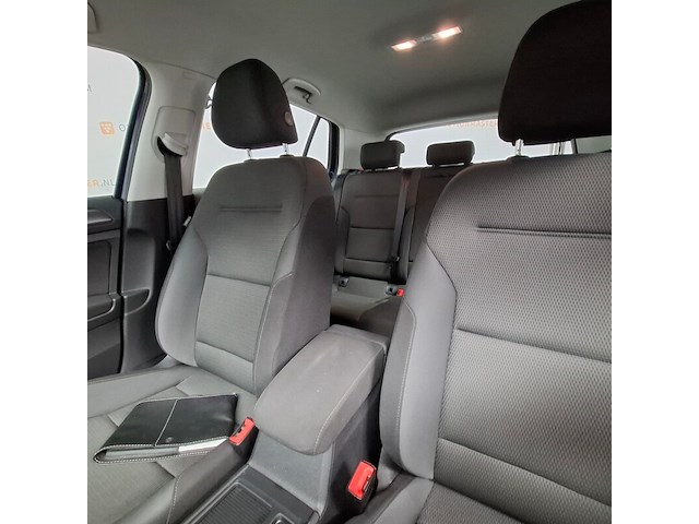 Personenauto, volkswagen, golf, 1.6 tdi comfortline, 2018 - afbeelding 30 van  68