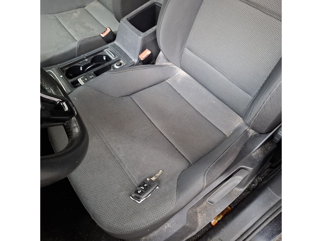 Personenauto, volkswagen, golf, 1.6 tdi comfortline bluemotion, 2014 - afbeelding 18 van  54