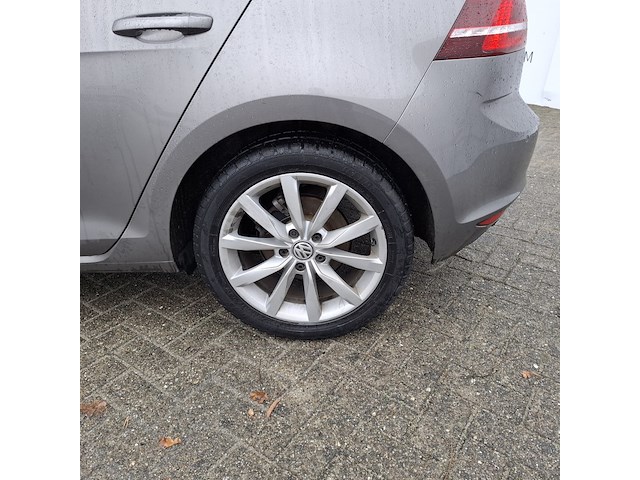 Personenauto, volkswagen, golf, 1.6 tdi connected series, 2016 - afbeelding 6 van  47
