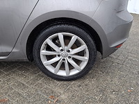 Personenauto, volkswagen, golf, 1.6 tdi connected series, 2016 - afbeelding 6 van  47