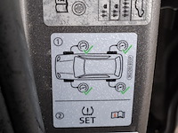 Personenauto, volkswagen, golf, 1.6 tdi connected series, 2016 - afbeelding 39 van  47