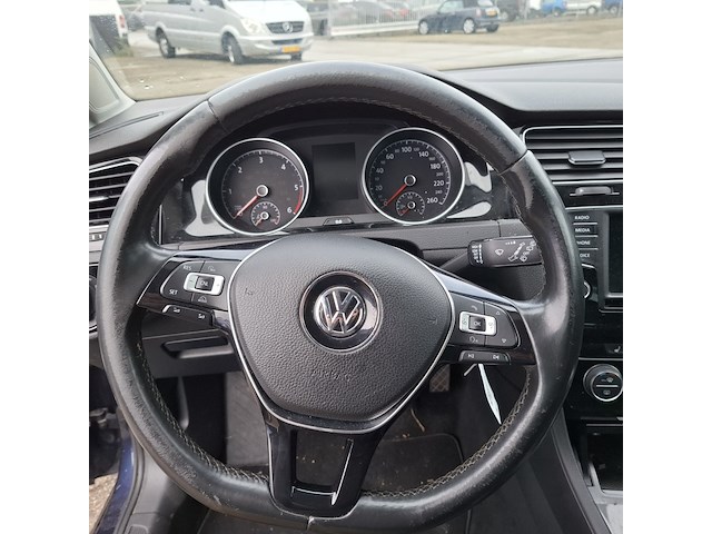 Personenauto, volkswagen, golf, 1.6 tdi connected series, 2016 - afbeelding 2 van  12