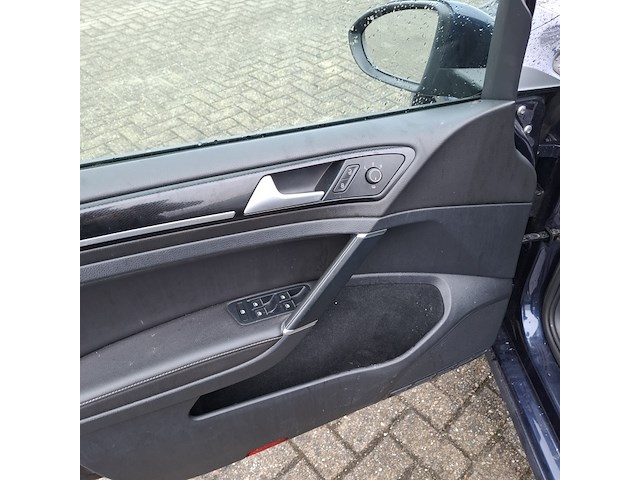 Personenauto, volkswagen, golf, 1.6 tdi connected series, 2016 - afbeelding 3 van  12