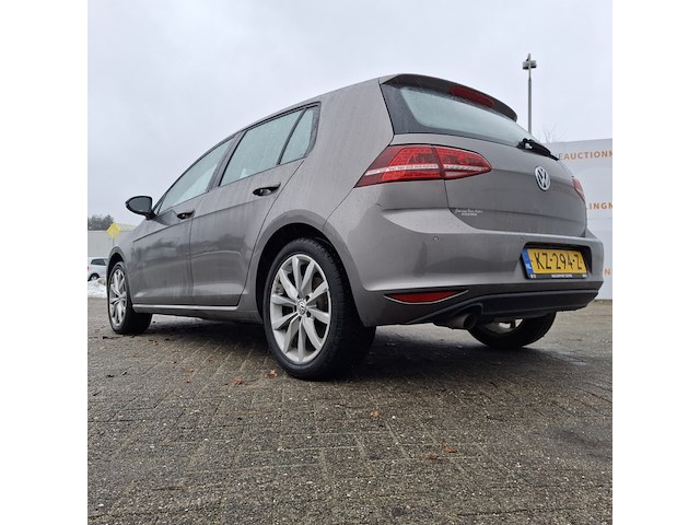 Personenauto, volkswagen, golf, 1.6 tdi connected series, 2016 - afbeelding 13 van  48