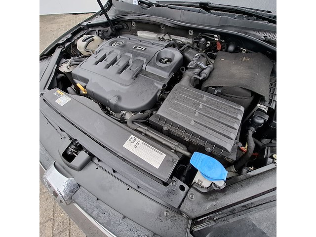 Personenauto, volkswagen, golf, 1.6 tdi connected series, 2016 - afbeelding 15 van  48