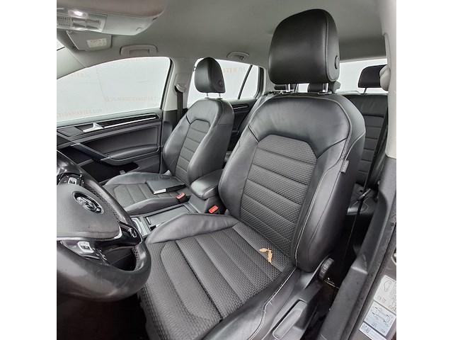 Personenauto, volkswagen, golf, 1.6 tdi connected series, 2016 - afbeelding 20 van  48