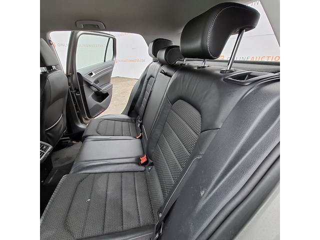 Personenauto, volkswagen, golf, 1.6 tdi connected series, 2016 - afbeelding 28 van  48