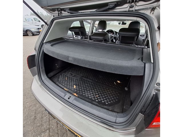 Personenauto, volkswagen, golf, 1.6 tdi connected series, 2016 - afbeelding 30 van  48