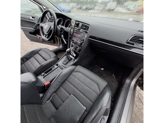 Personenauto, volkswagen, golf, 1.6 tdi connected series, 2016 - afbeelding 33 van  48