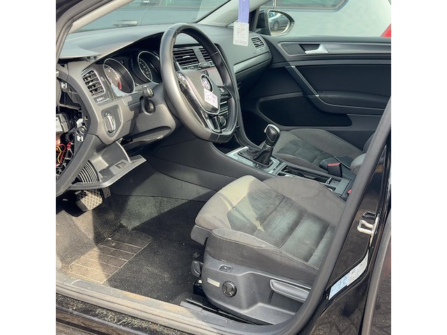 Personenauto, volkswagen, golf, 1.6 tdi highline, 2019 - afbeelding 16 van  16