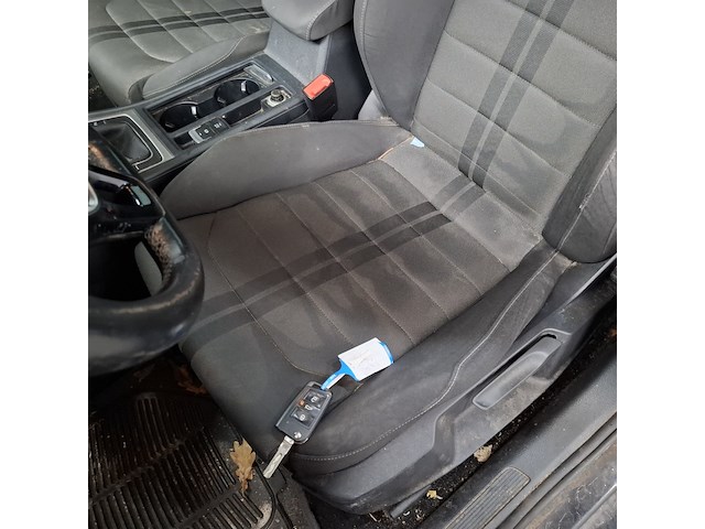 Personenauto, volkswagen, golf, 1.6 tdi highline bluemotion, 2014 - afbeelding 14 van  55