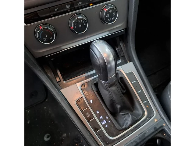 Personenauto, volkswagen, golf, 1.6 tdi trendline, 2015 - afbeelding 48 van  80