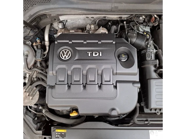 Personenauto, volkswagen, golf, 1.6 tdi trendline, 2015 - afbeelding 72 van  80
