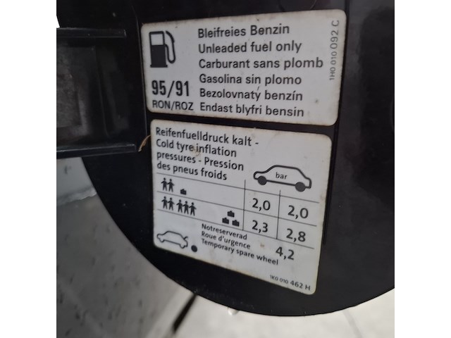 Personenauto, volkswagen, golf, 1.6 trendline, 2009 - afbeelding 32 van  48