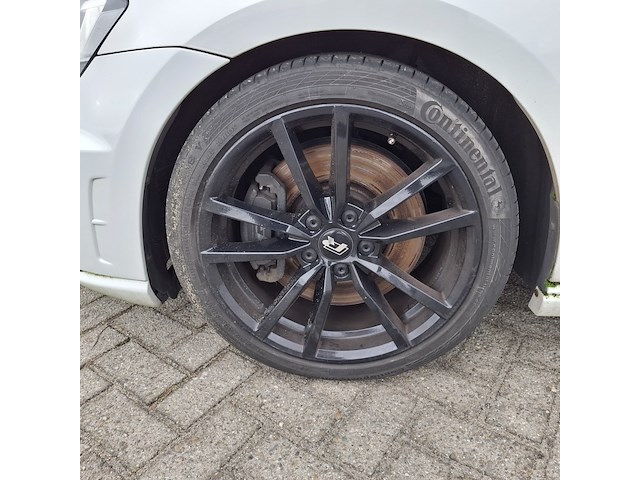 Personenauto volkswagen, golf 2.0, bouwjaar 2014 - afbeelding 2 van  50