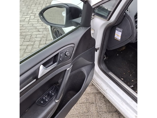 Personenauto volkswagen, golf 2.0, bouwjaar 2014 - afbeelding 18 van  50