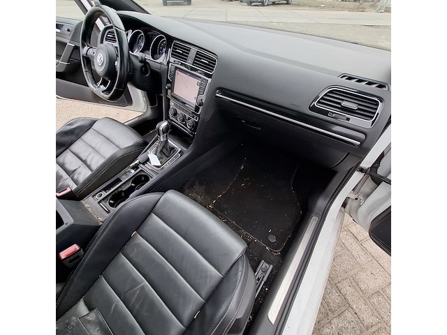 Personenauto volkswagen, golf 2.0, bouwjaar 2014 - afbeelding 38 van  50