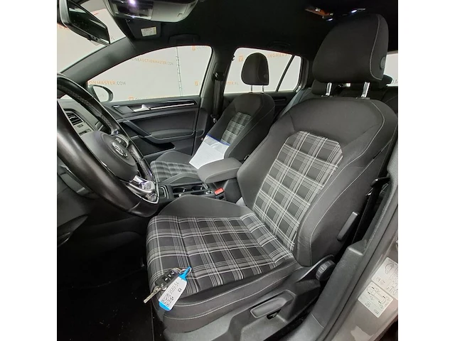 Personenauto, volkswagen, golf 2.0 gtd, 2015 - afbeelding 40 van  79