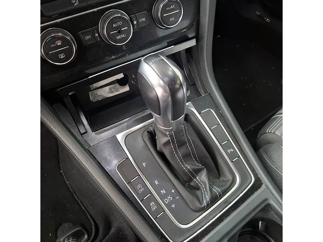 Personenauto, volkswagen, golf 2.0 gtd, 2015 - afbeelding 47 van  79