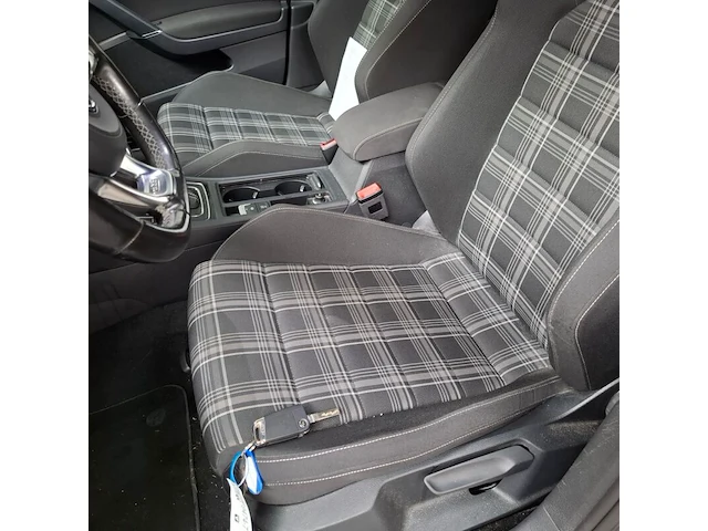Personenauto, volkswagen, golf 2.0 gtd, 2016 - afbeelding 37 van  77