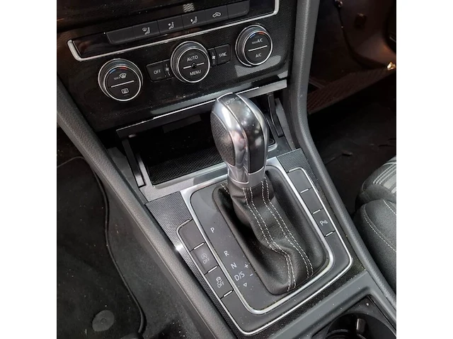 Personenauto, volkswagen, golf 2.0 gtd, 2016 - afbeelding 43 van  77