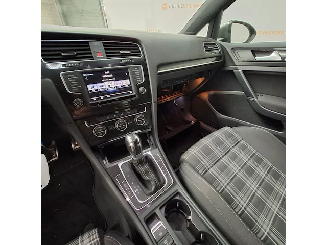 Personenauto, volkswagen, golf 2.0 gtd, 2016 - afbeelding 46 van  77
