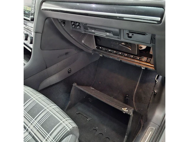 Personenauto, volkswagen, golf 2.0 gtd, 2016 - afbeelding 59 van  77